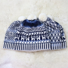 Load image into Gallery viewer, Colorful pom-pom hat