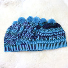 Load image into Gallery viewer, Colorful pom-pom hat