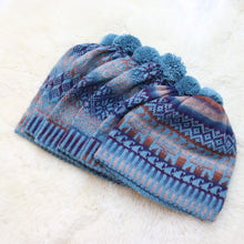 Load image into Gallery viewer, Colorful pom-pom hat