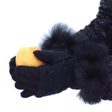 Load image into Gallery viewer, Baby alpaca wool hand warmers