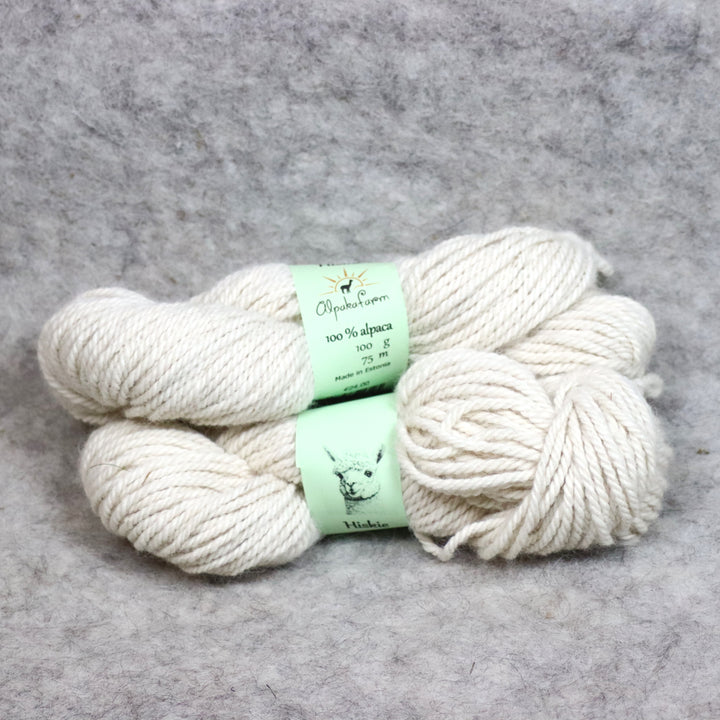Farm yarn: 100% alpaca