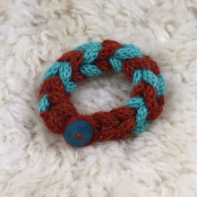 Load image into Gallery viewer, Alpakavillane käepael
