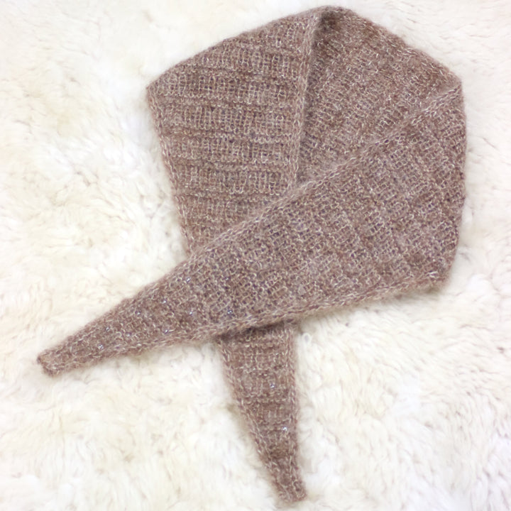 Viegls alpakas vilnas šalle ar zīdu