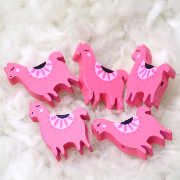 Alpaca-shaped beads