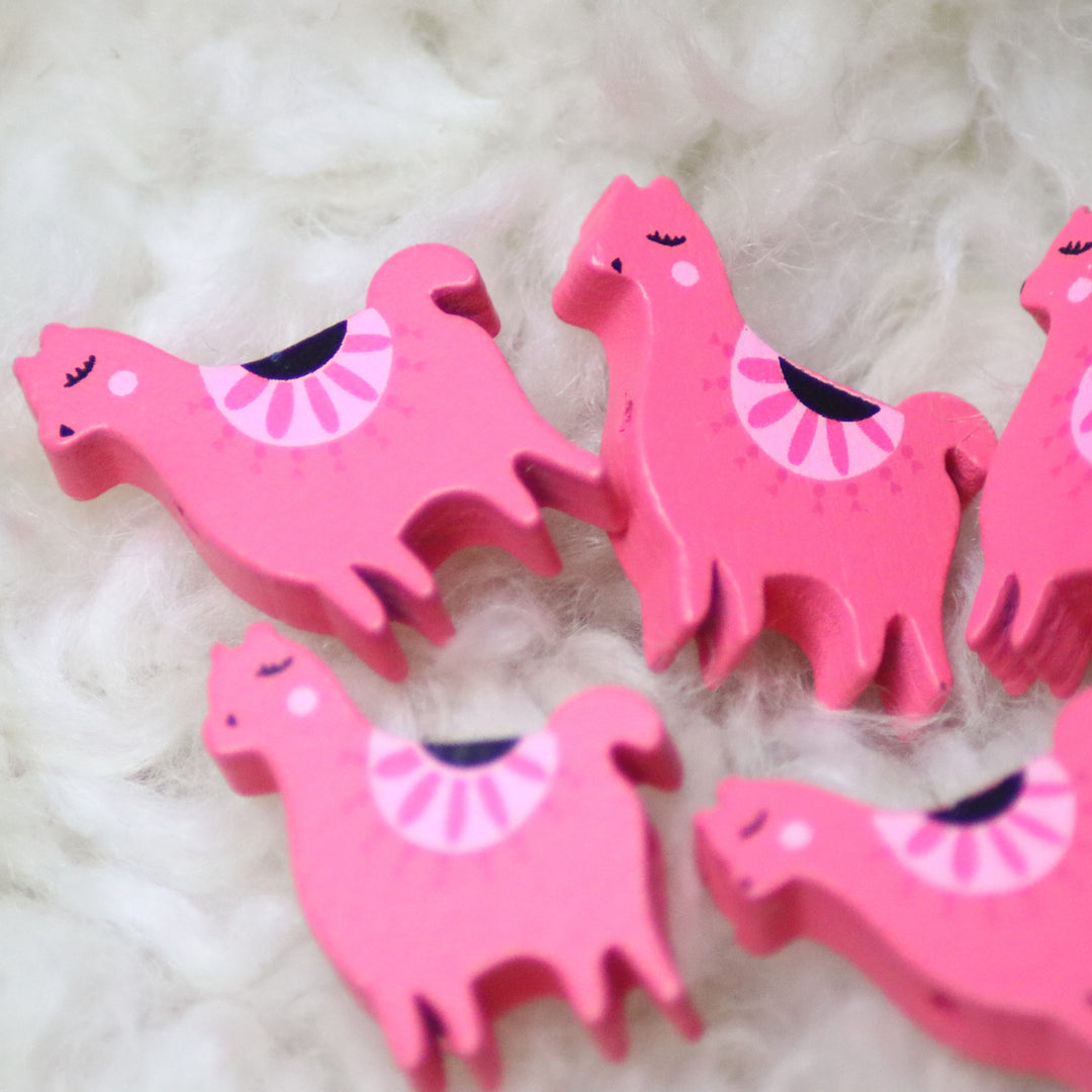 Alpaca-shaped beads