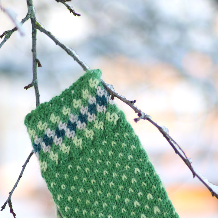 Peretütre käsitöö- 100% alpakavillased käpikud