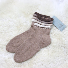 Load image into Gallery viewer, 100% alpaca wool socks (hand knitted)
