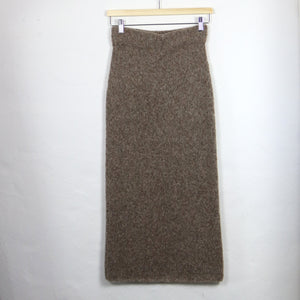 -10% Long plain skirt