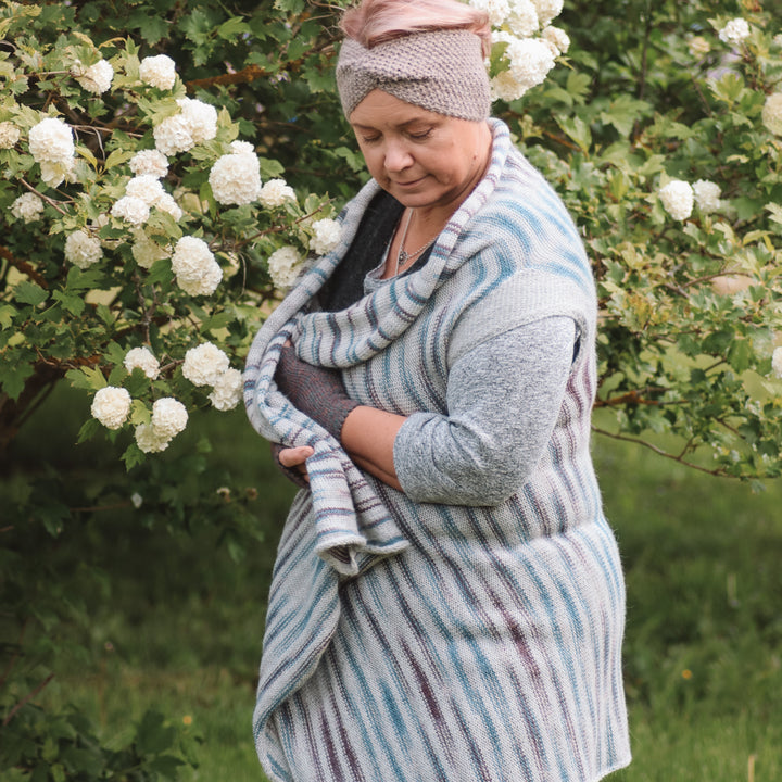 Lihtsalõikeline naiste vest