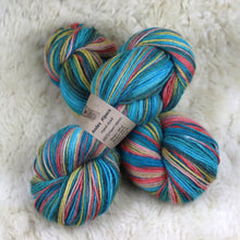 Load image into Gallery viewer, NEW! Hand dyed alpaca yarn ANDES
