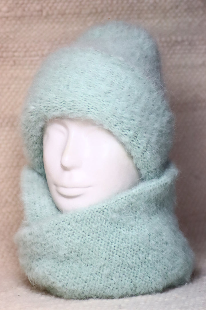 Rolled Brim Furry Hat - Puffy
