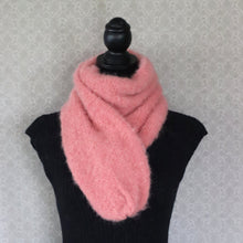 Load image into Gallery viewer, Soft scarf with alpaca wool
