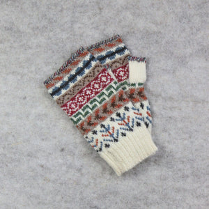 Hand warmers with motifs