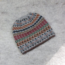 Load image into Gallery viewer, Peruvian hat with motifs
