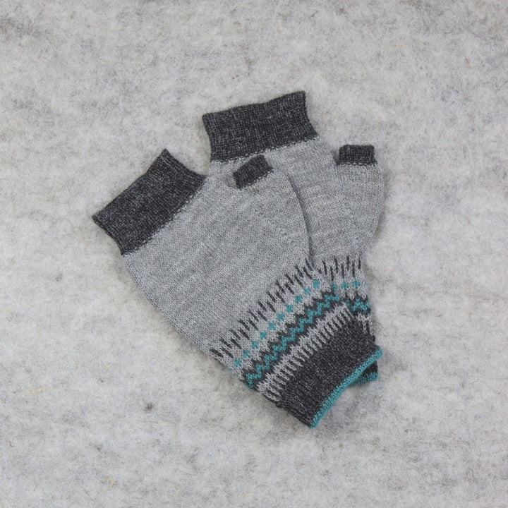 Fingerless gloves