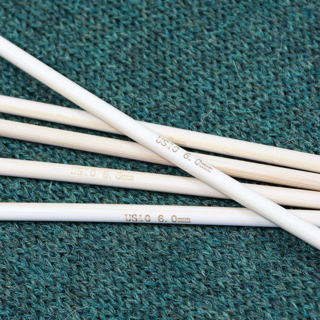 Bamboo knitting needles