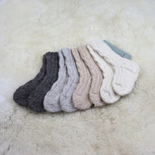 Load image into Gallery viewer, Baby socks with braid and ribbing
