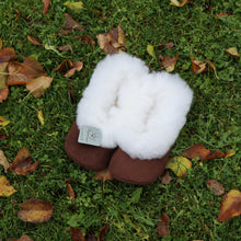 Load image into Gallery viewer, Alpaca fur slippers
