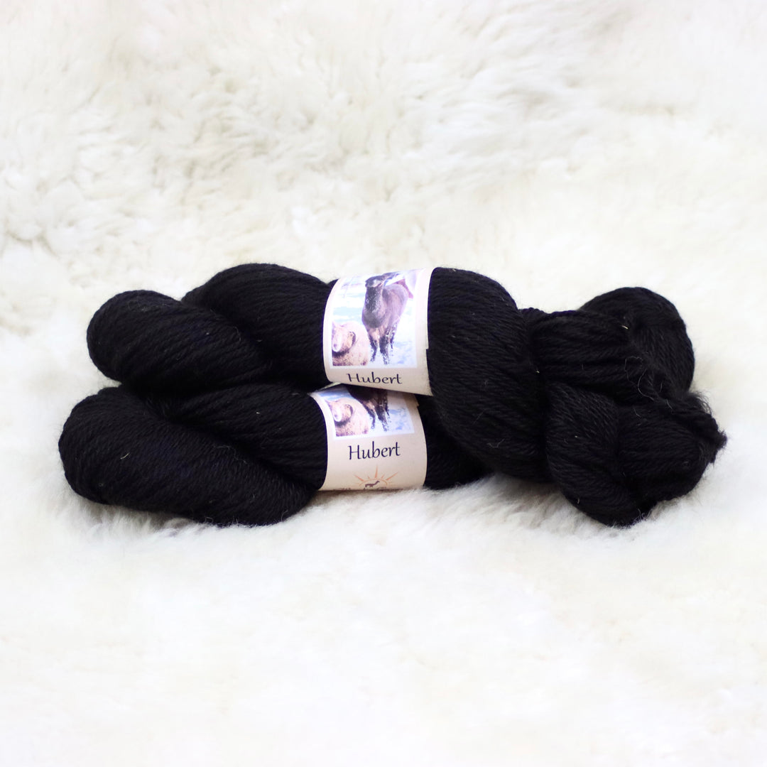 Farm yarn: 100% alpaca